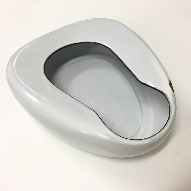 BED PAN, White Enamel